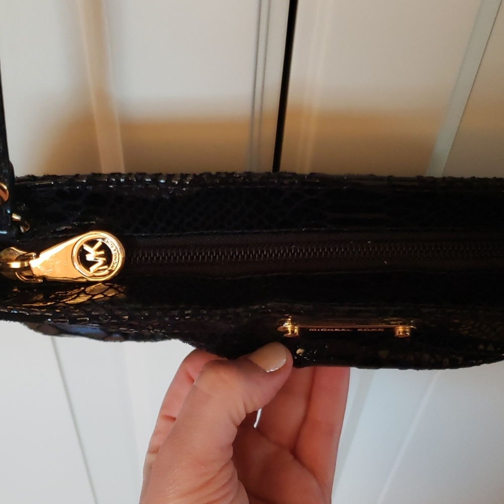 Beautiful Michael Kors Python Crossbody Clutch - image 4